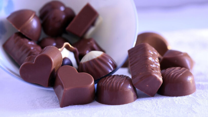 Hình những viên kẹo Socola dễ thương ngọt ngào cho ngày Valentin