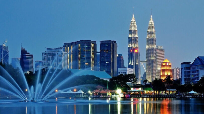 hình ảnh tháp đôi Malaysia khi chụp toàn cảnh