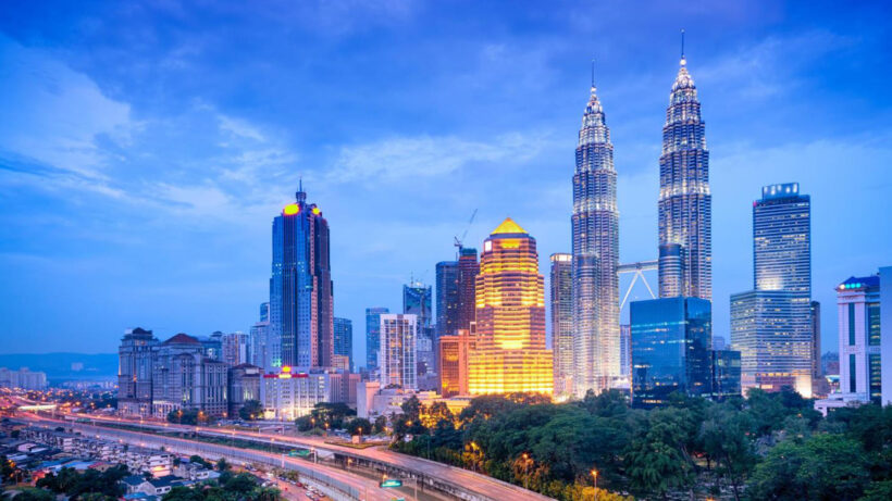 hình ảnh tháp đôi Malaysia vào ban đêm huyền ảo
