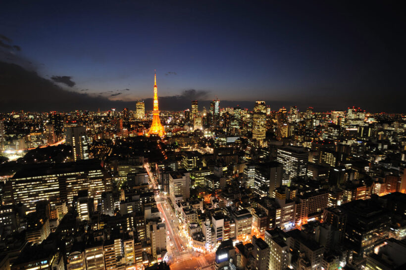 Hình ảnh tháp Tokyo nhìn từ xa