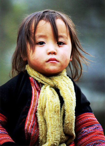 Hình ảnh trẻ em nghèo nhưng đẹp ở miền núi