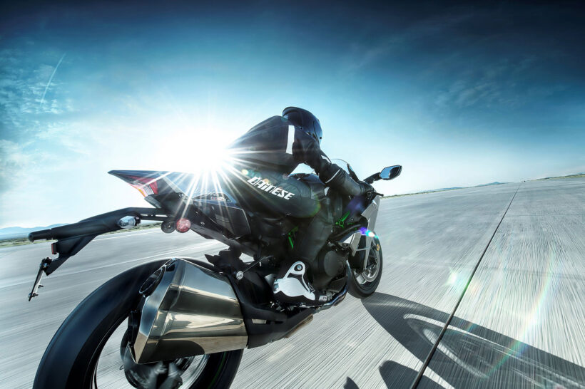 Hình ảnh Kawasaki Ninja H2R độ dành cho người đam mê tốc độ