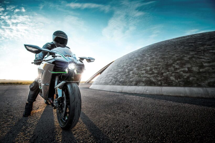 Hình ảnh Kawasaki Ninja H2R độ phong cách