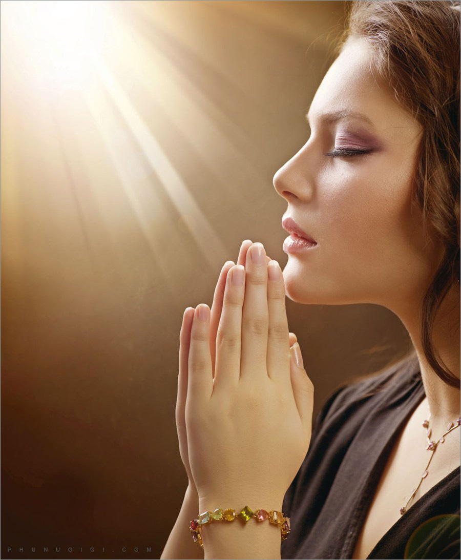 Hình ảnh cầu nguyện và ý nghĩa của cầu nguyện trong tôn giáo