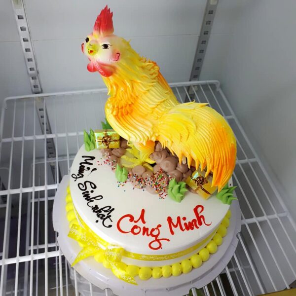 Hình bánh sinh nhật hình gà trống đẹp cho người tuổi Dậu