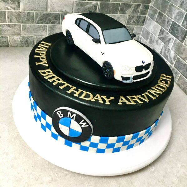 Bánh sinh nhật nam thích xe BMW
