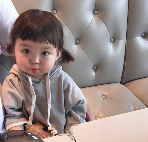 Em bé Hàn Quốc dễ thương