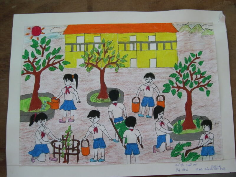 Vẽ tranh công viên xanh trường em cảnh các bạn học sinh đang trồng cây