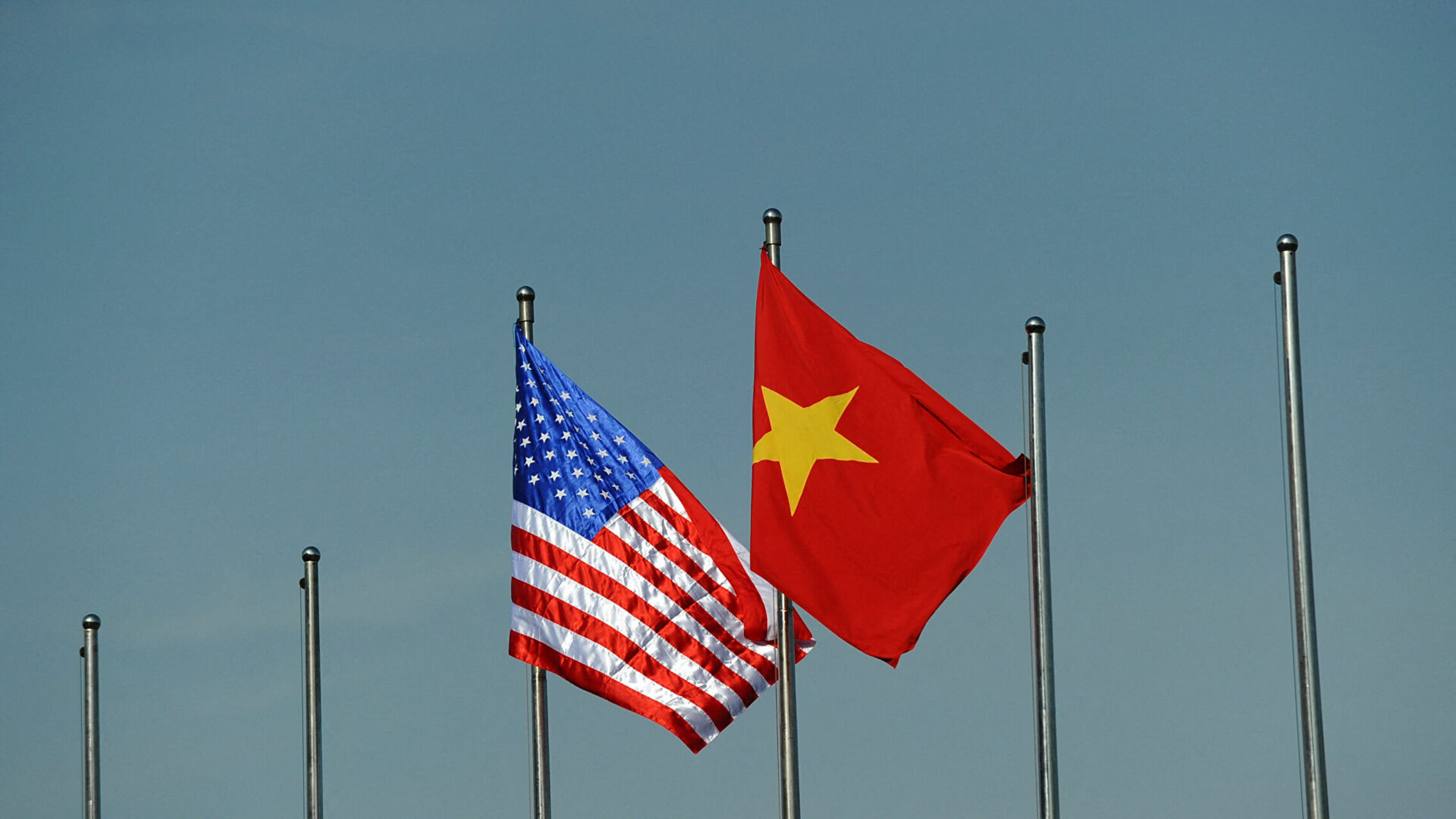 Hình ảnh cờ đỏ sao vàng  Lá cờ Việt Nam mang niềm tự hào dân tộc